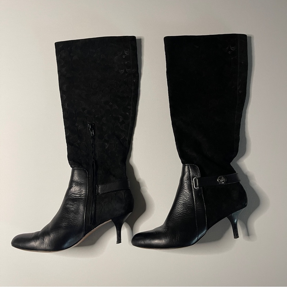 Y2K Coach Women's Suede Heel Boots Size 6.5